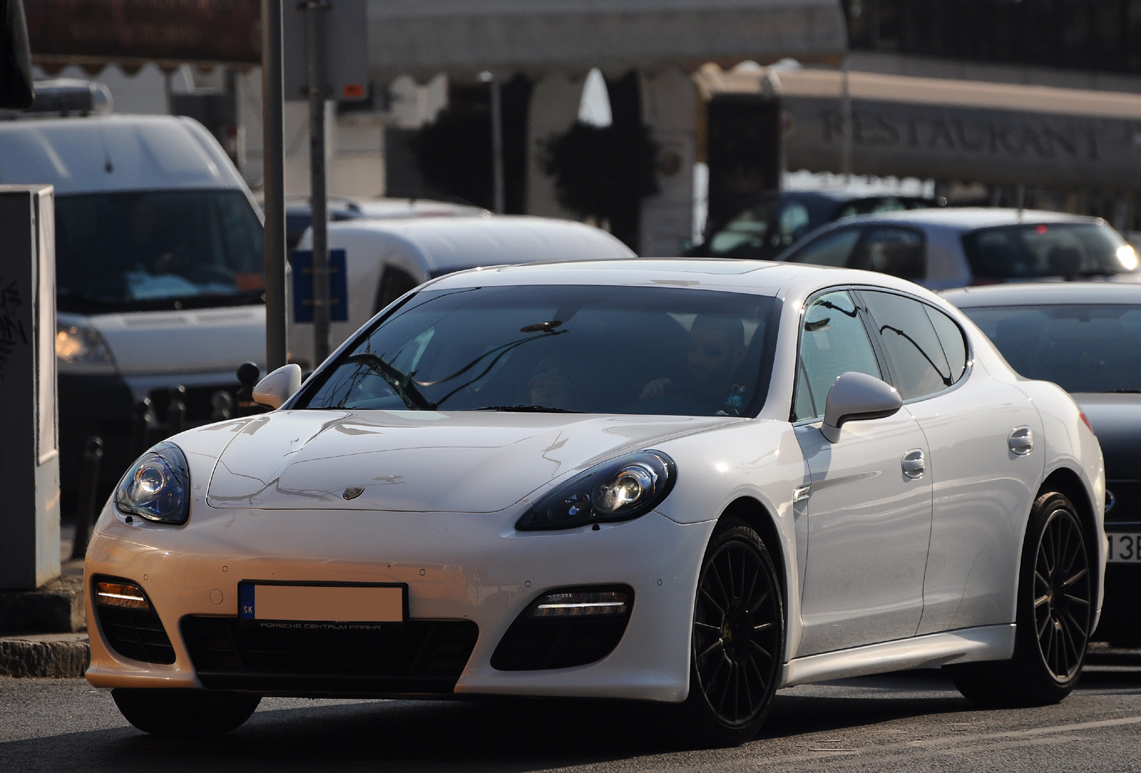 Porsche Panamera 4S