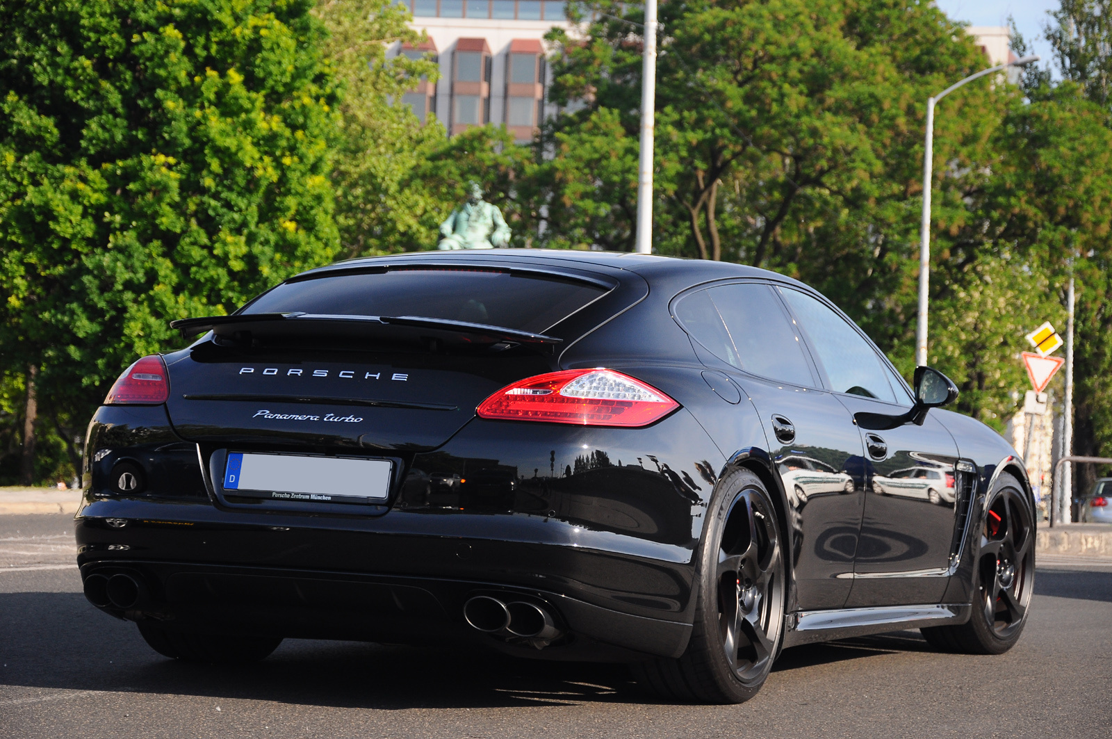 Porsche Panamera Turbo