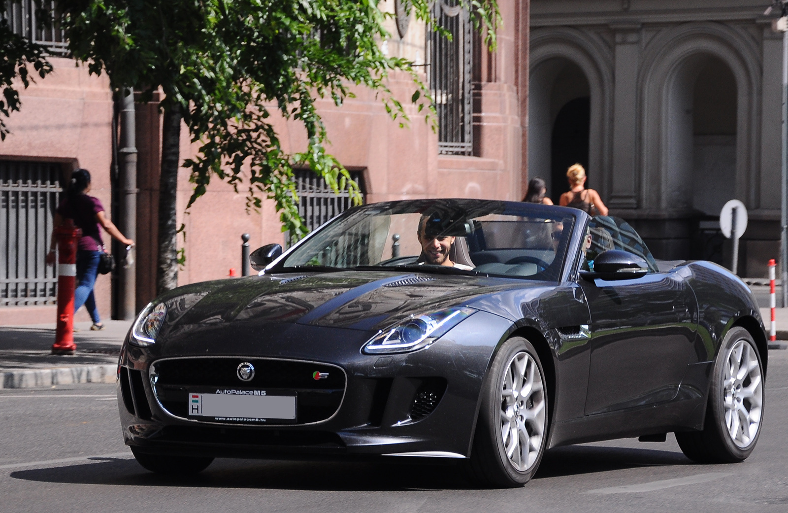 Jaguar F-Type S