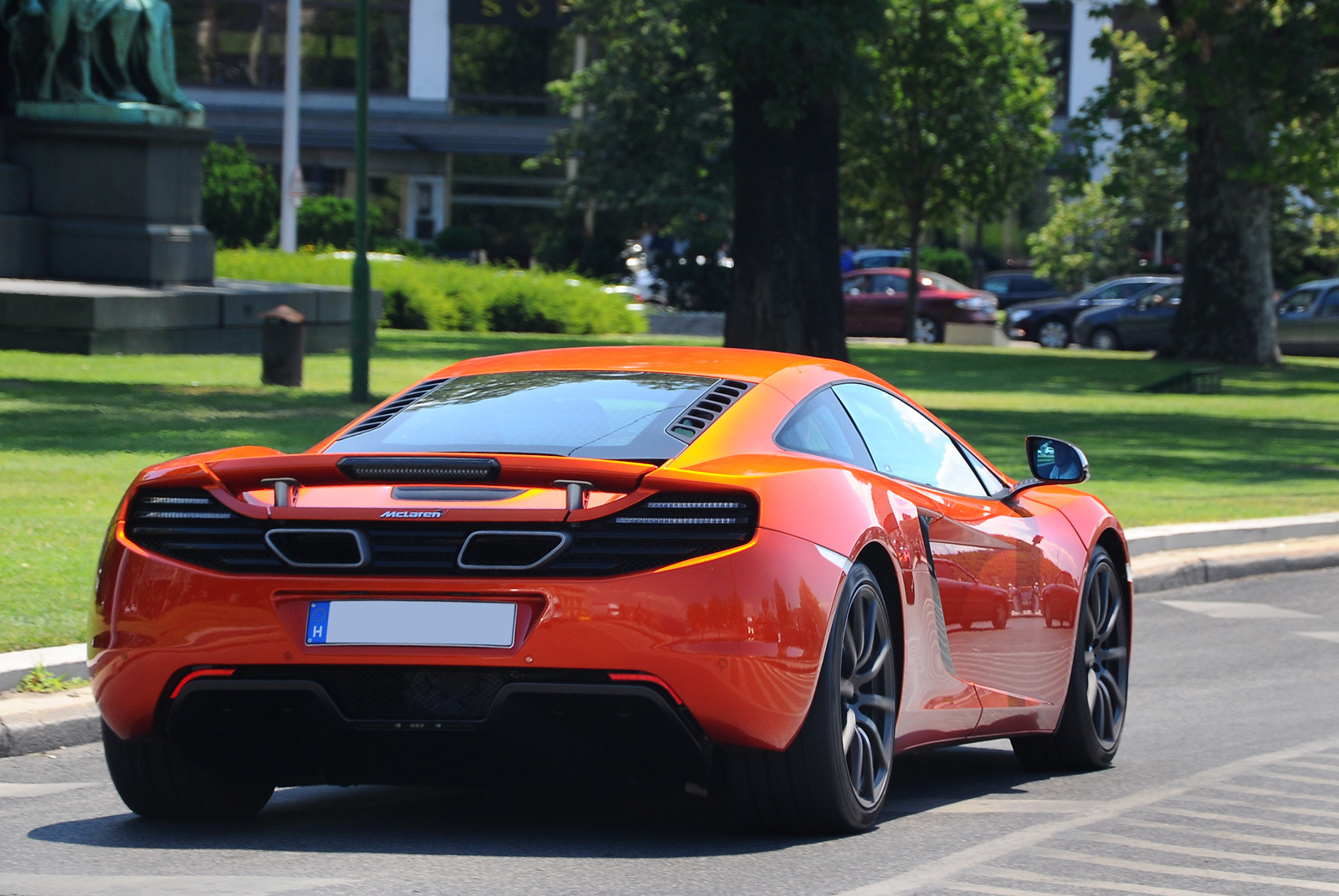 McLaren MP4-12C