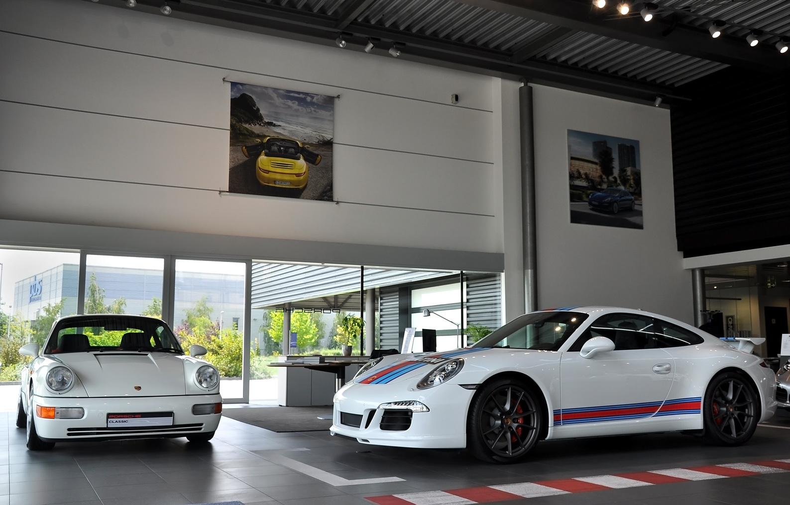 Porsche 911 Carrera RS - 911 Martini Racing Edition