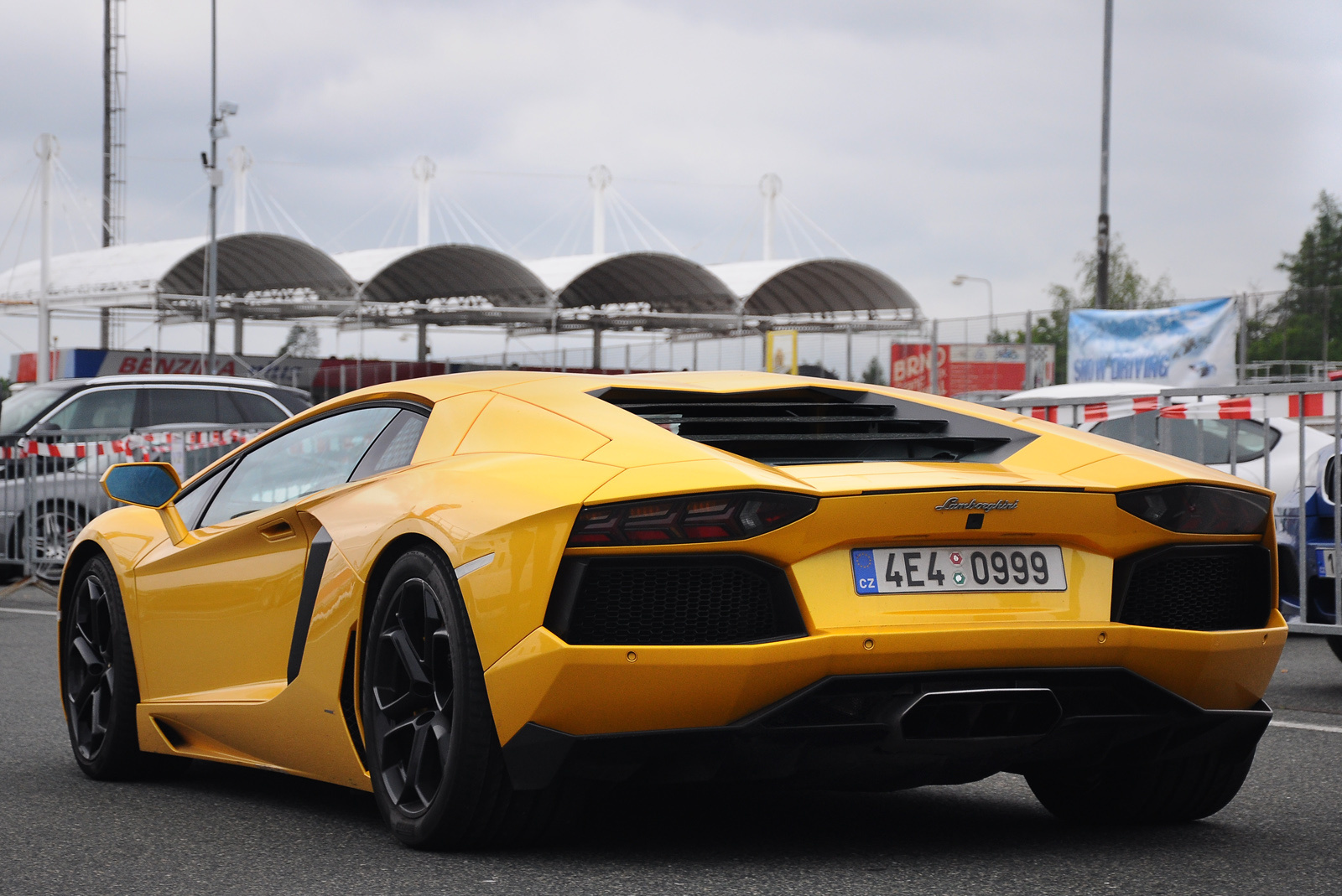 Lamborghini Aventador LP700-4