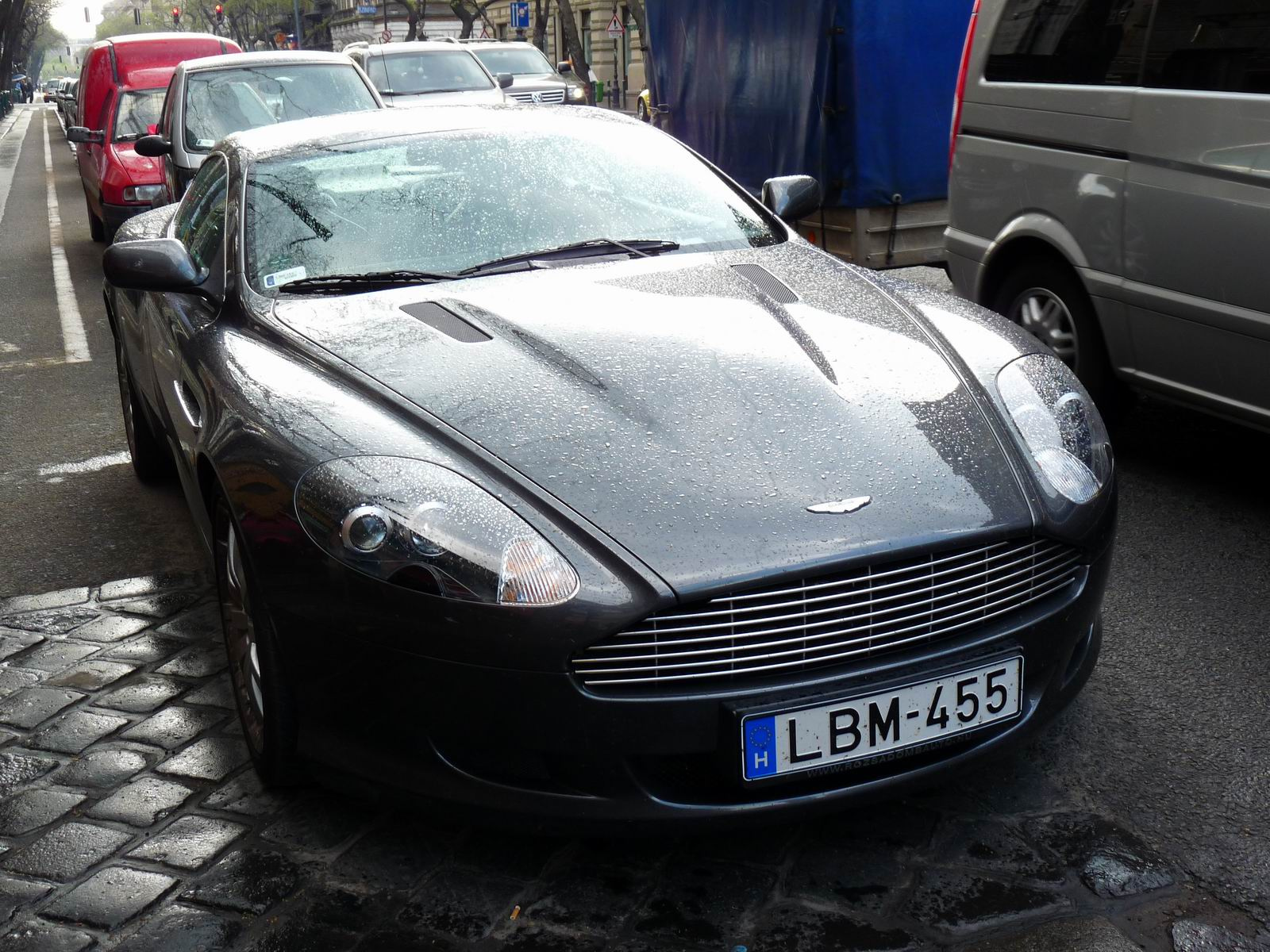 Aston Martin DB9