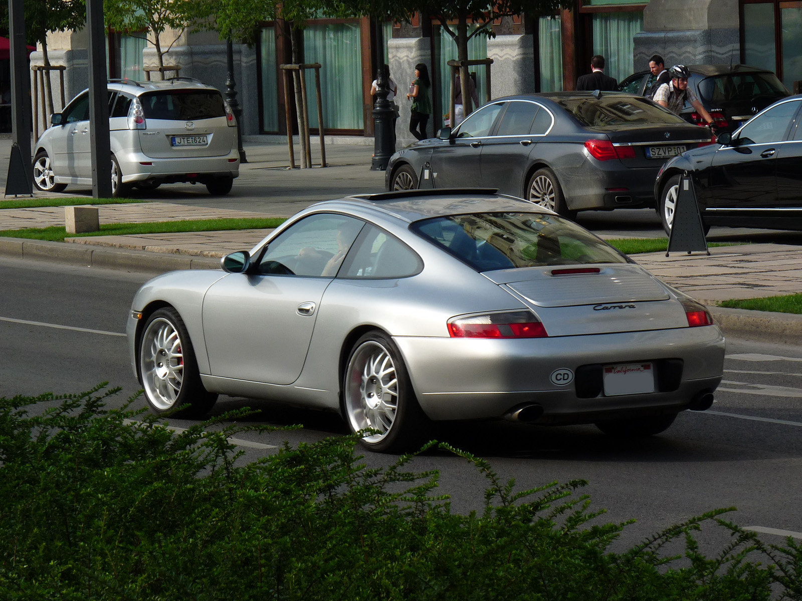 Porsche 911 Carrera