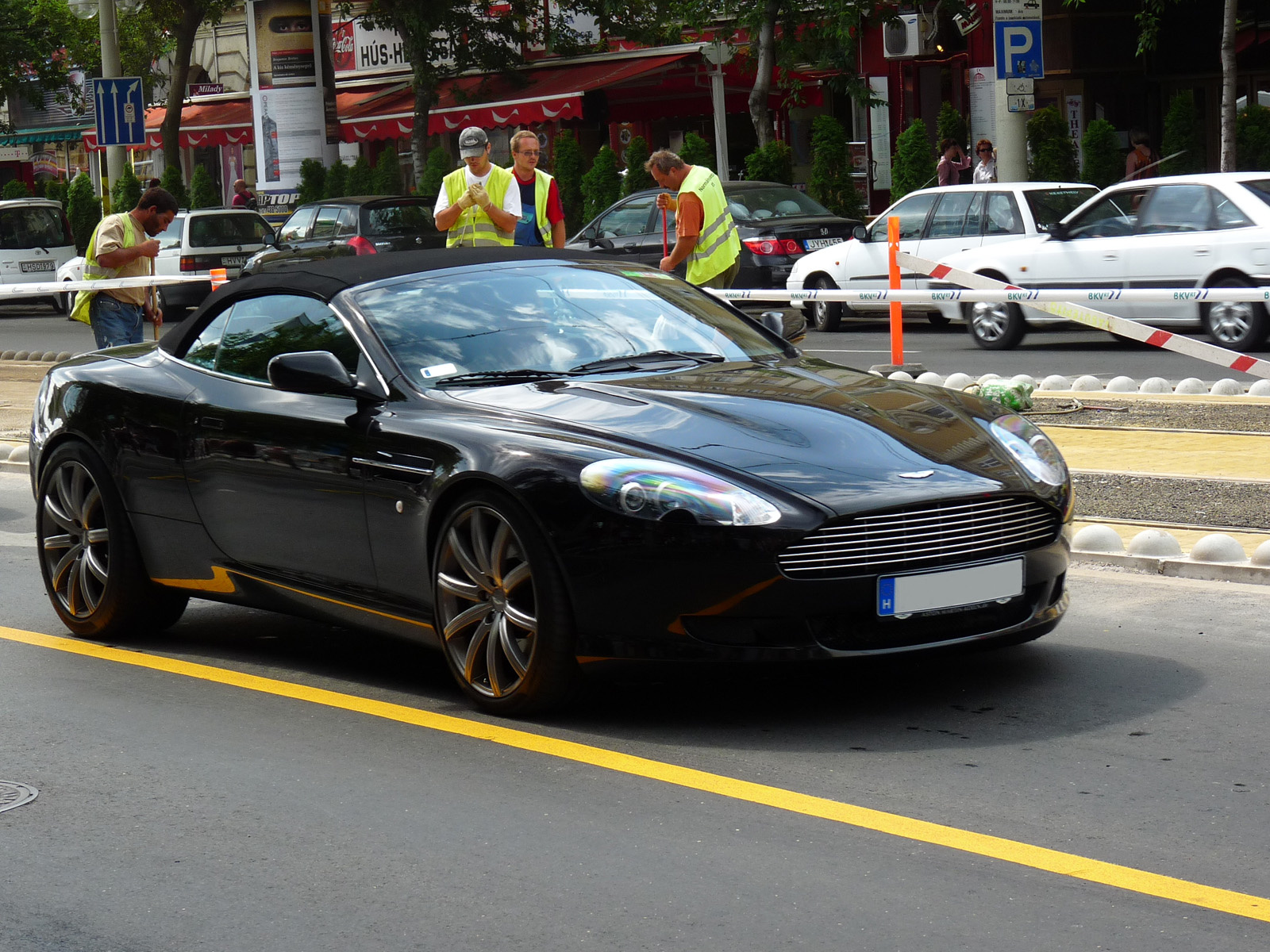 Aston Martin DB9 Volante