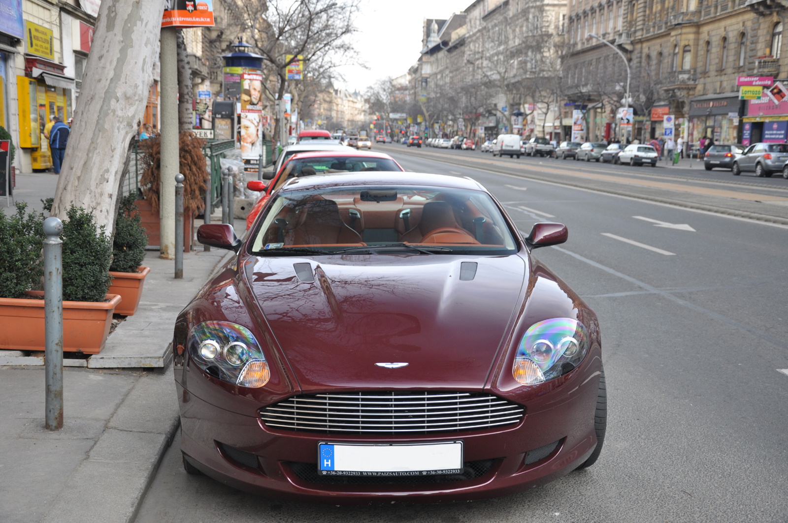 Aston Martin DB9