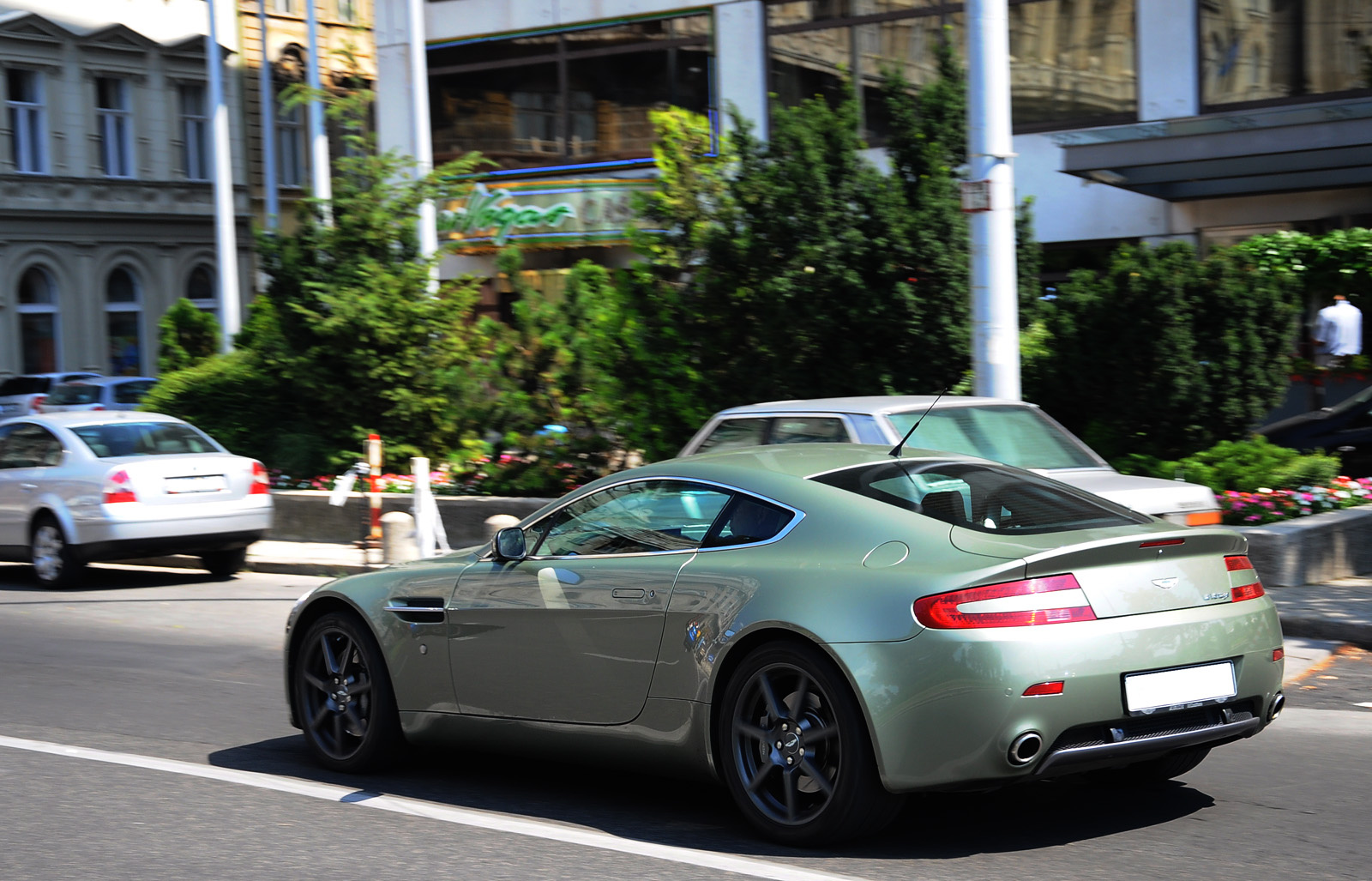 Aston Martin V8 Vantage