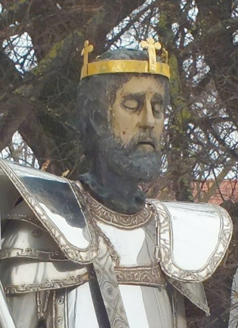 mohács II.Lajos--szobor-fej