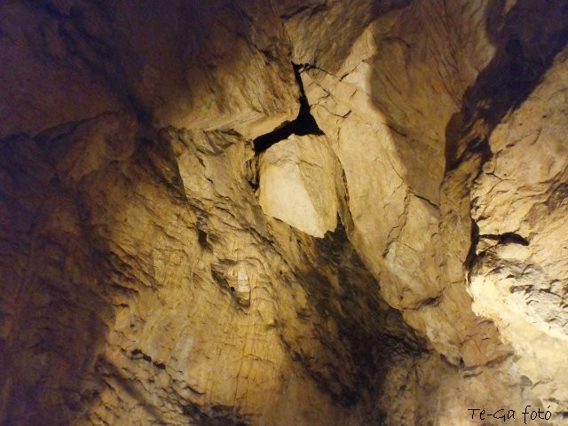 pálvölgyi barlang 10