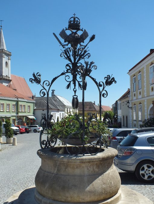 Rust-Adlerbrunnen