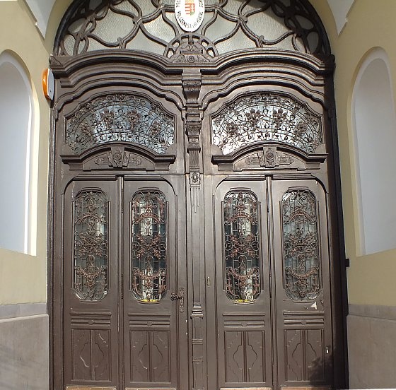 Pécs - városház kapu