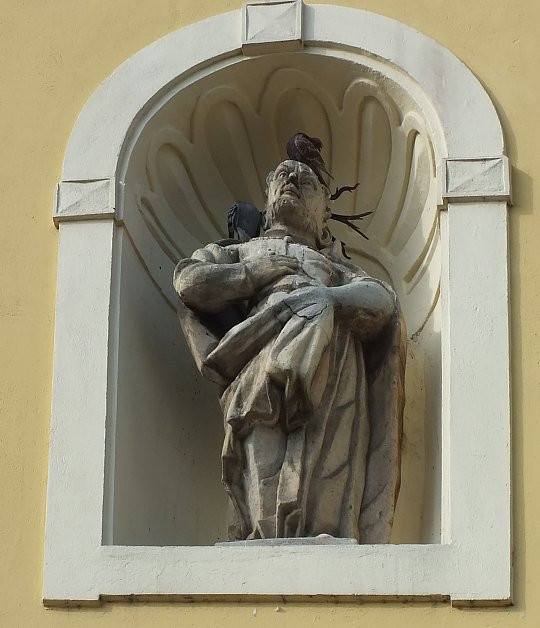 Eger - Szent Bernát Ciszterci templom -szobor
