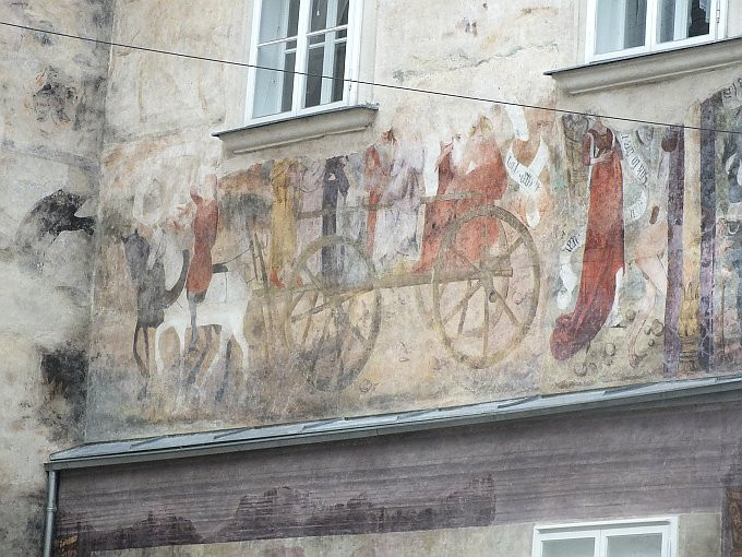 Krems - épület-freskó részlet