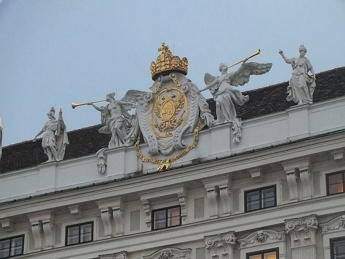 Wien - hofburg-tetőszob