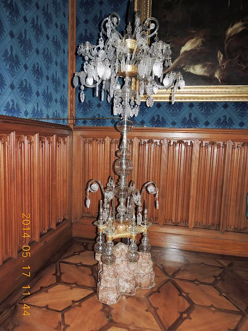 Lednice-Lichtenstein kastély - állólámpa