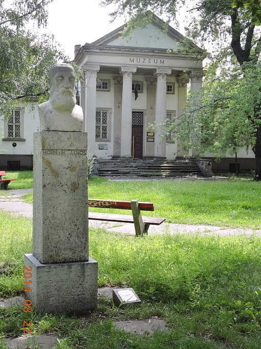 Kecskemét - vasútkert KJ múzeum