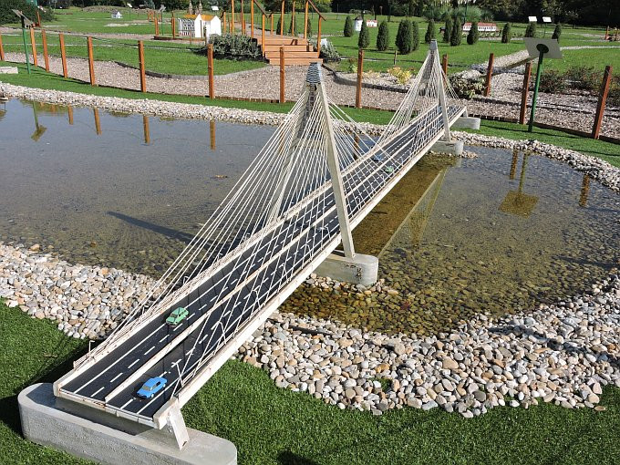 Szarvas - miniMO - 20-Megyeri híd