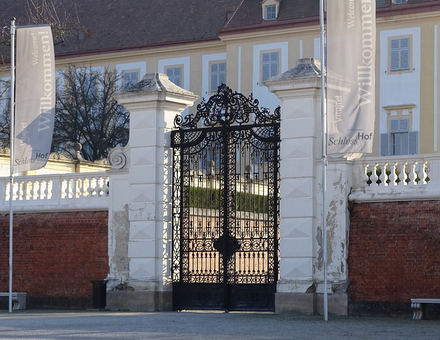 Schlosshof 67