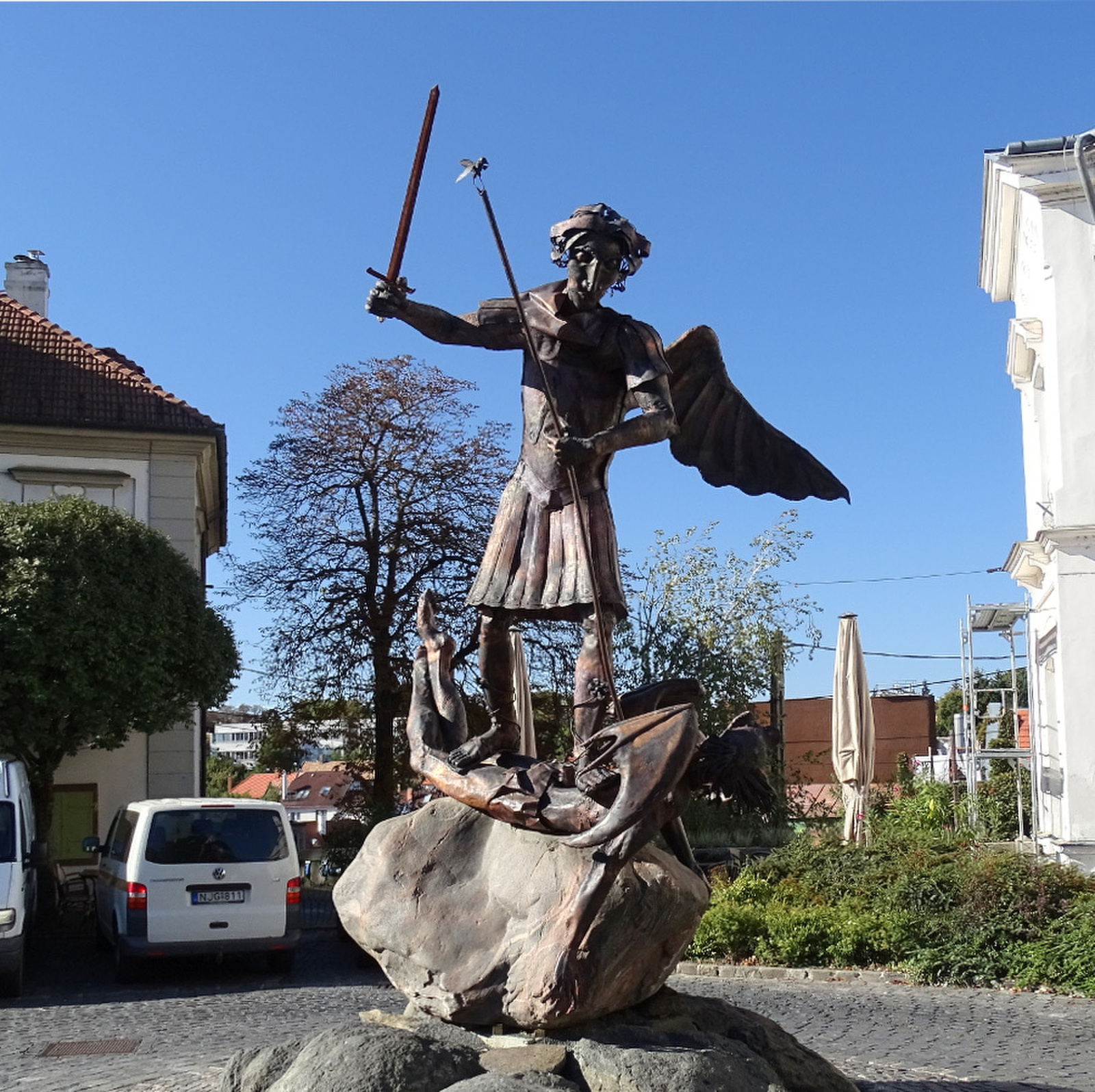 Veszprém - szt-Mihály szobor