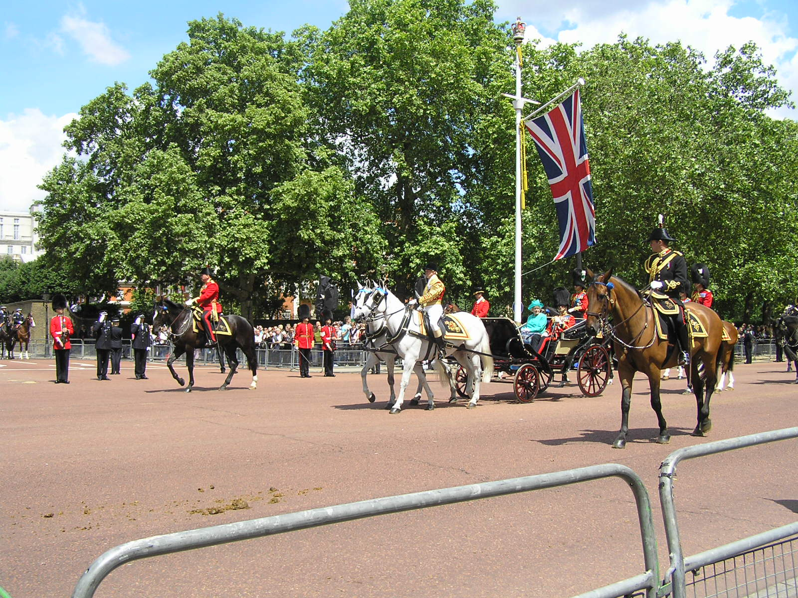 London 690 II. Erzsébet angol királynő