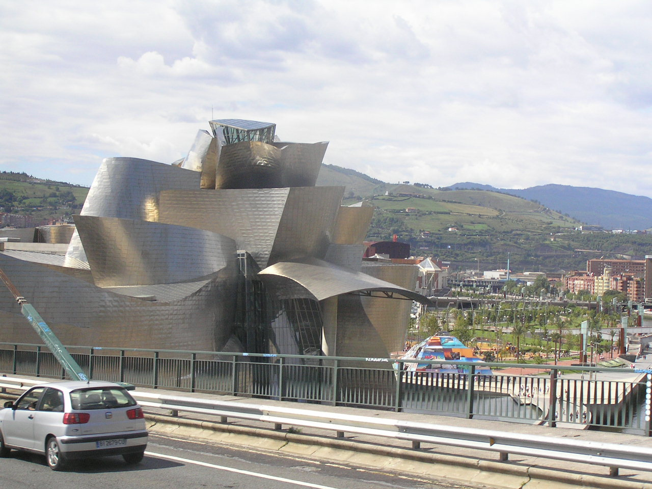 Bilbao Guggenheim múz. 200