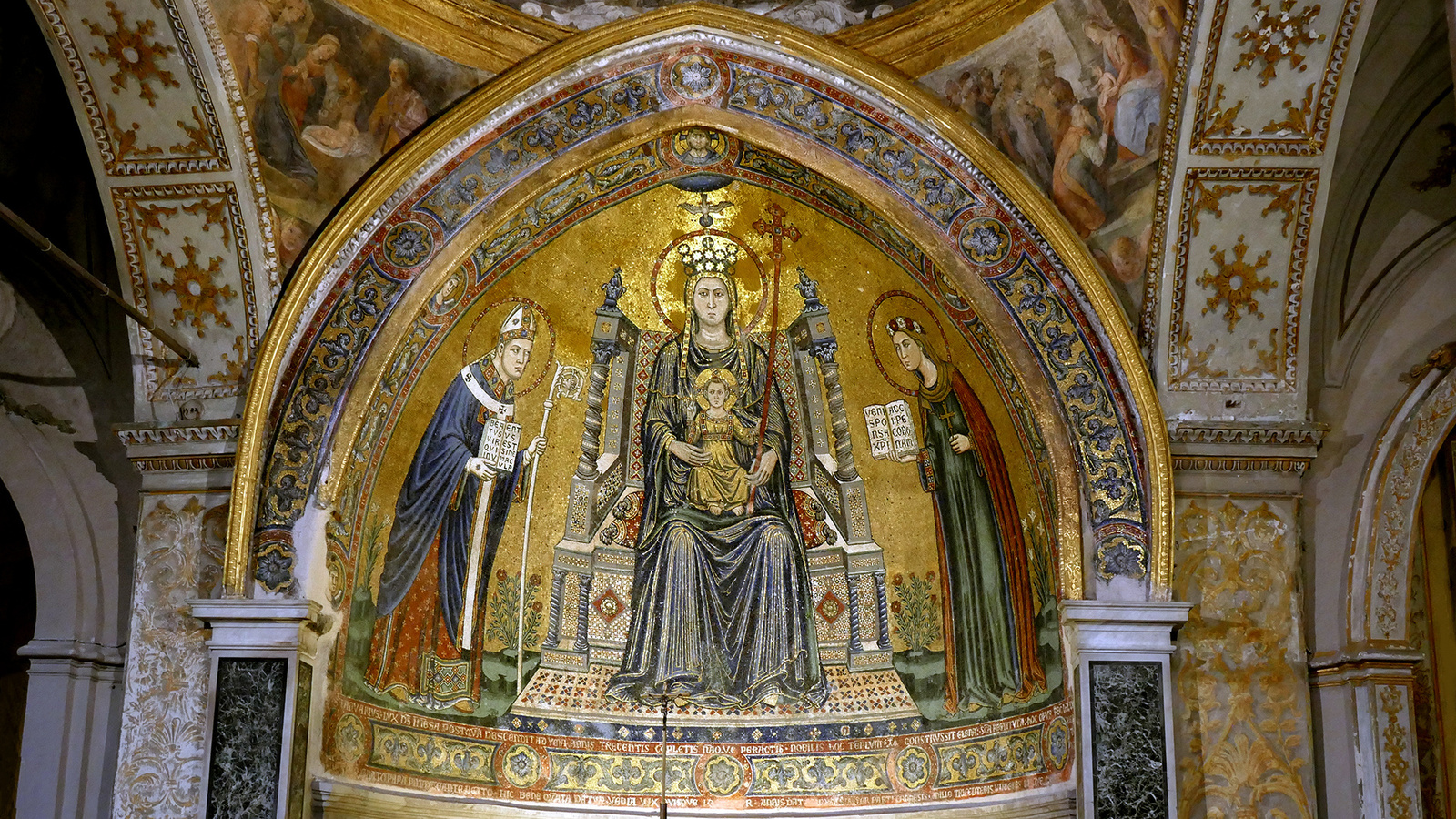 Costa - Nápoly Santa Restituta őskeresztény templom a Duomo di N