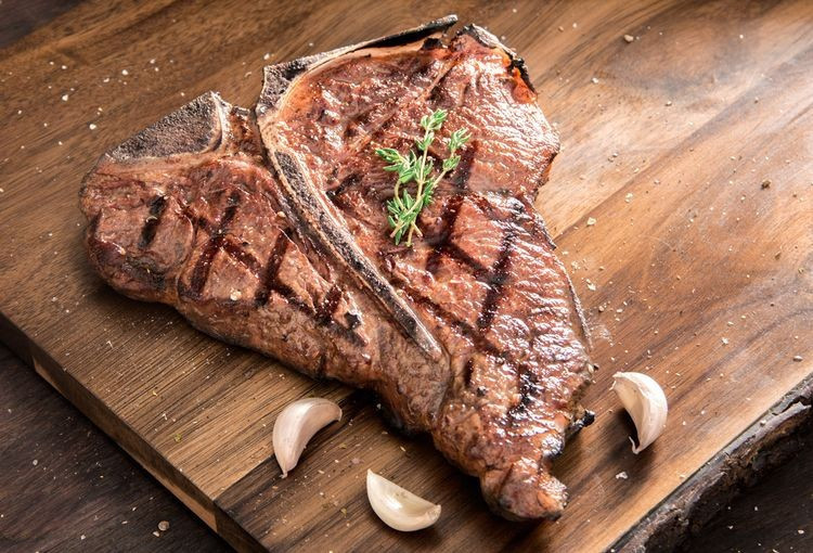steak SZÁRAZON ÉRLET T-BONE STEAK