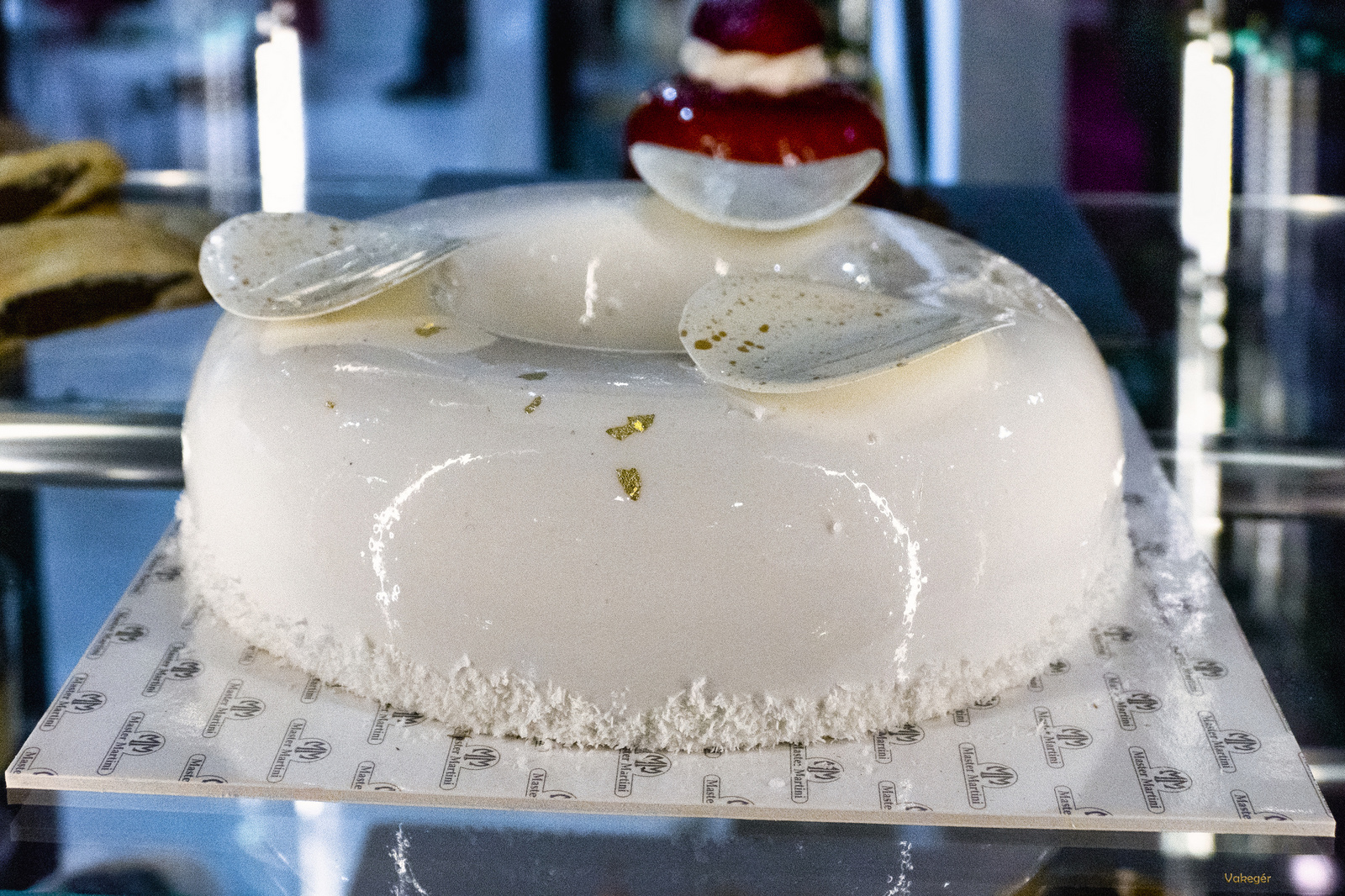 Sirha - minimalista esküvői torta