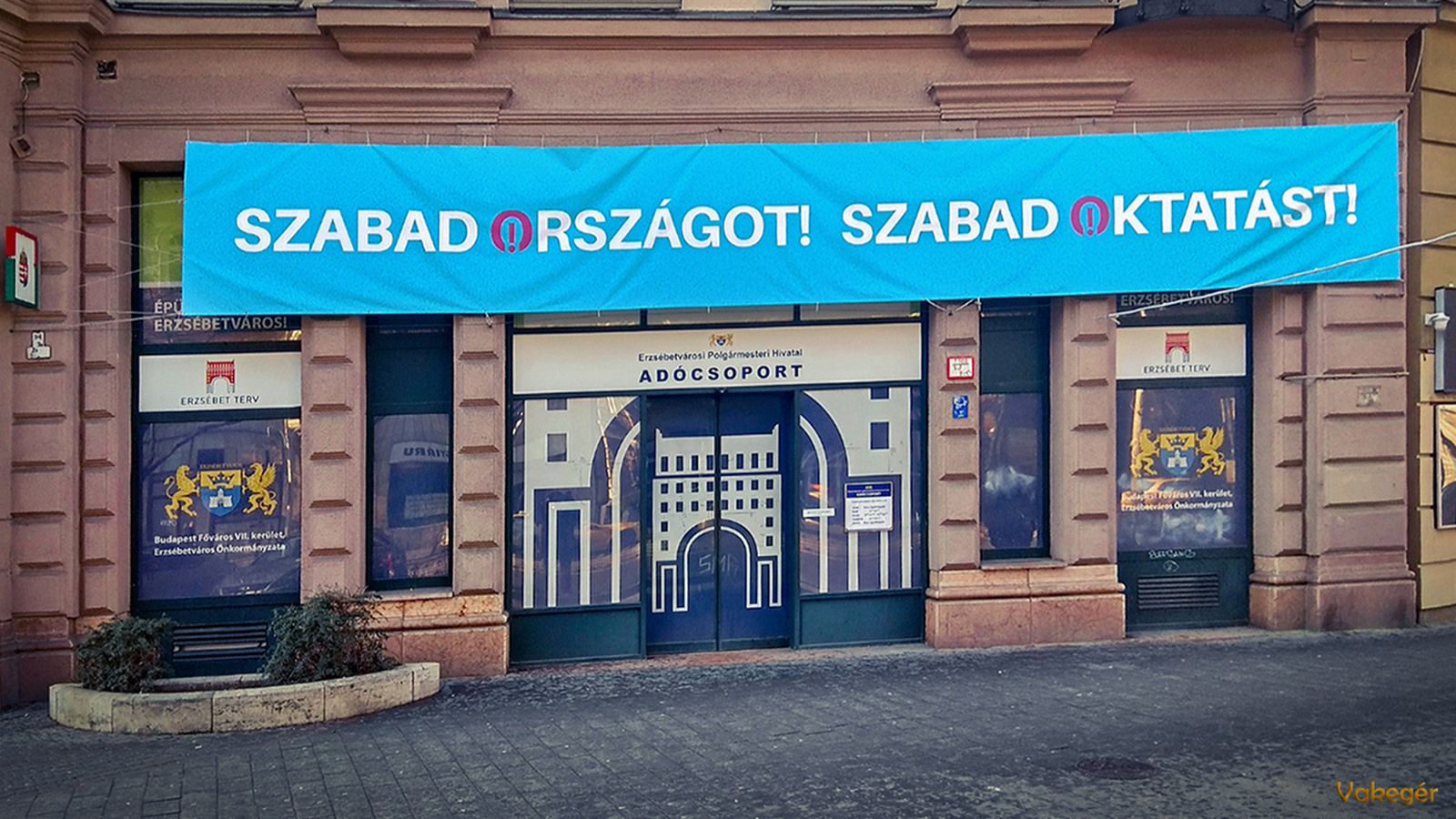 Szabad ország - Szabad oktatás - Erzsébetvárosi Polgármesteri Hi