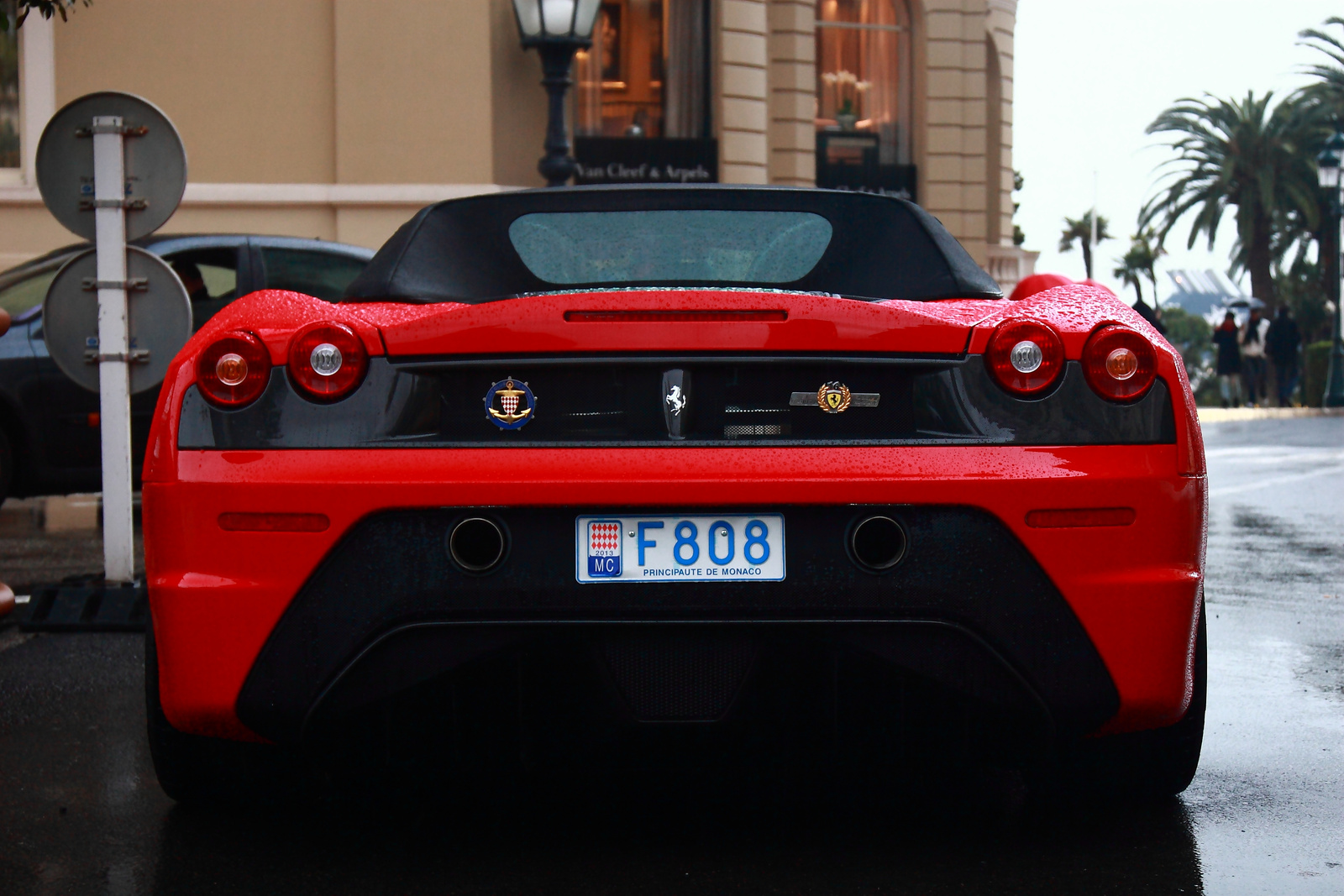 Ferrari Scuderia Spider 16M