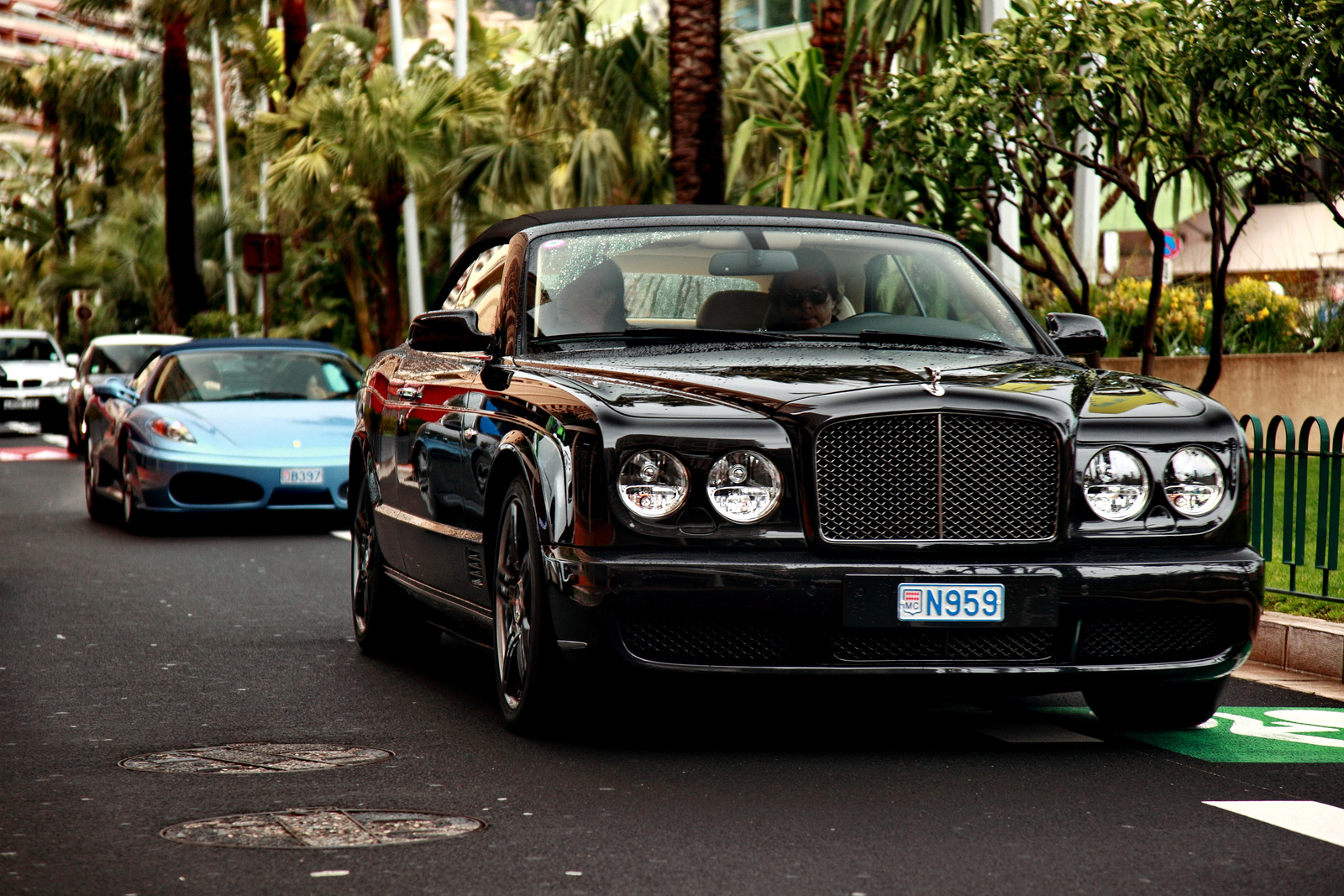 Bentley Azure T-Ferrari F430 Spider