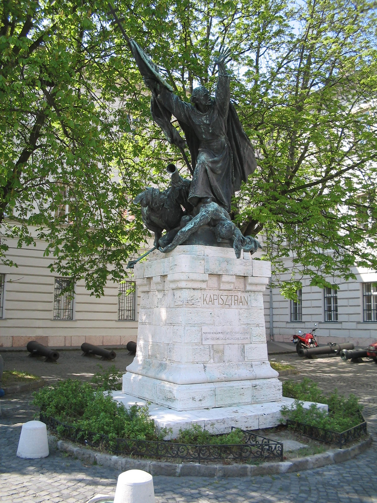 Kapisztrán Szent János szobor