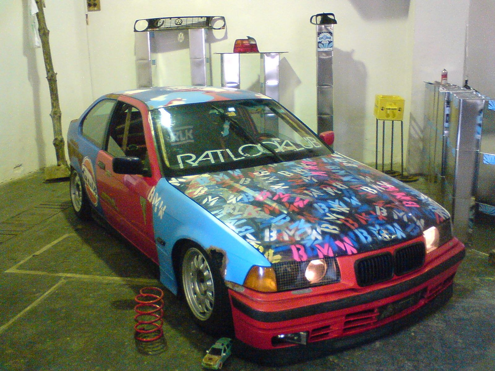 BMW 3 (E36) 4