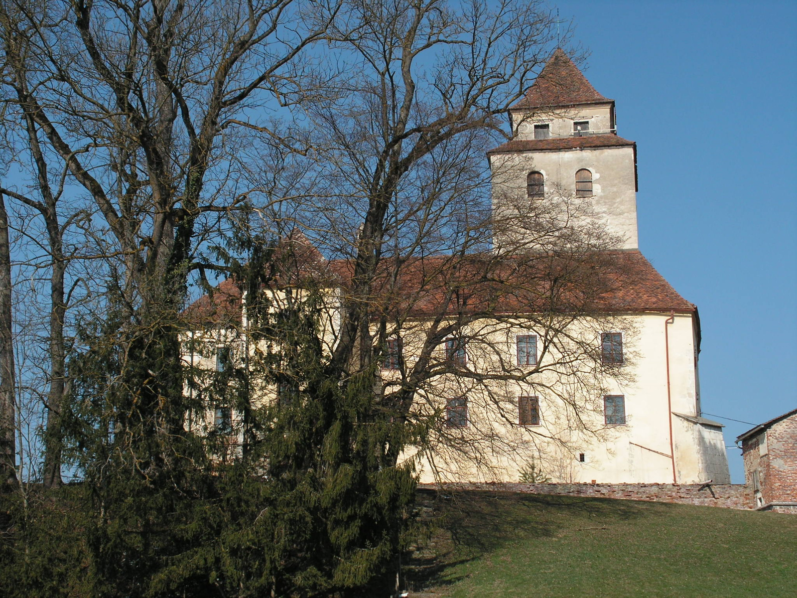 Ehrenhausen, az Ehrenhausen kastély, SzG3