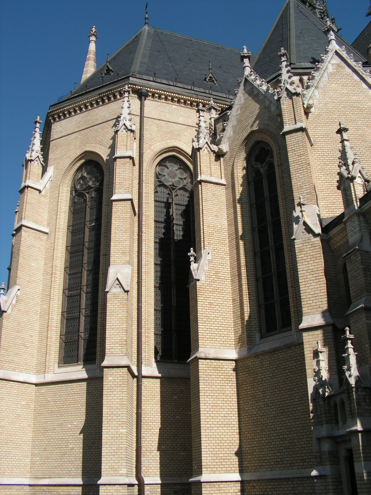Budapest, Árpádházi Szent Erzsébet templom, SzG3