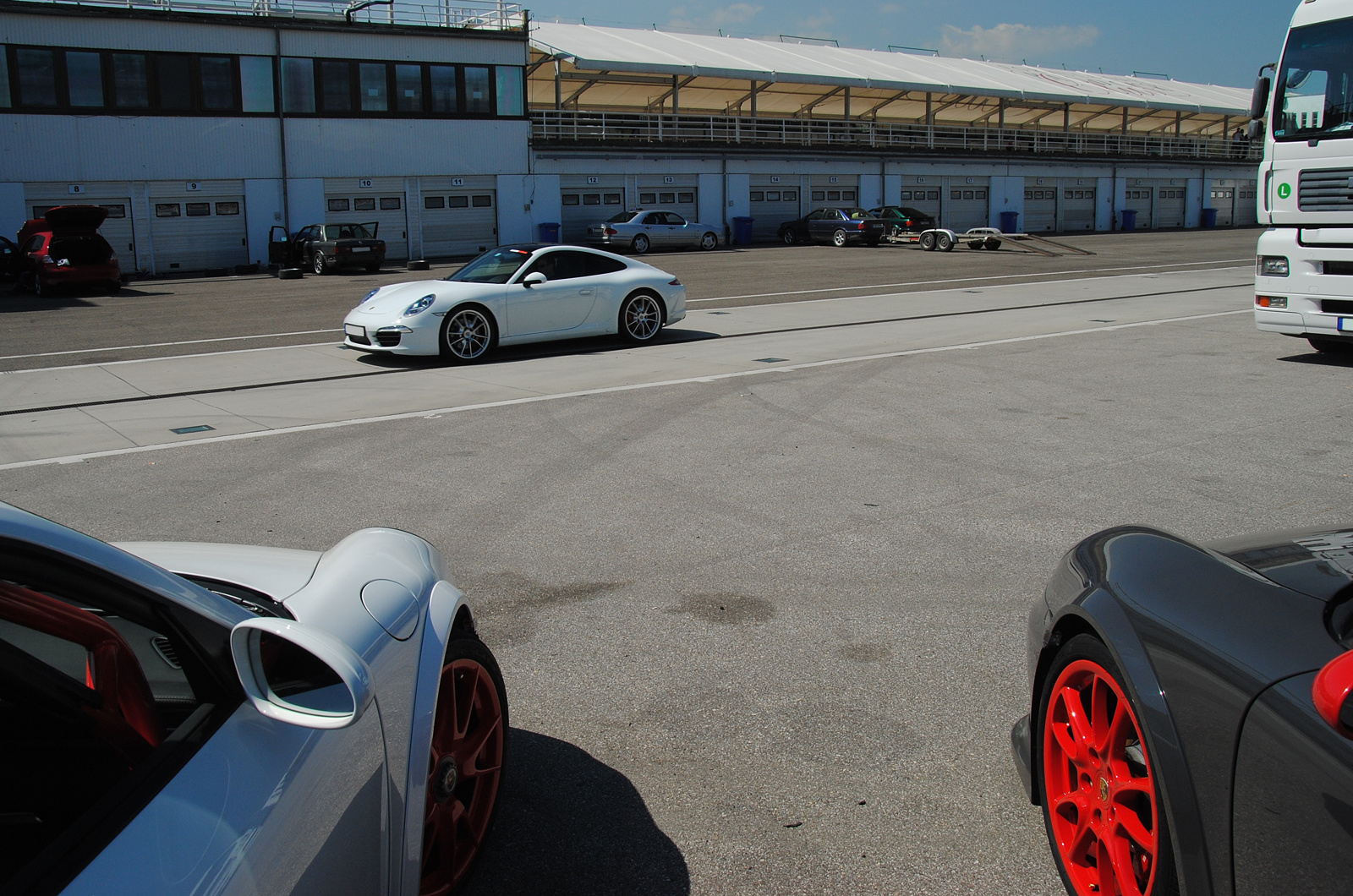 911 (997) GT3 RS MkII - 911 (991) Carrera S - 911 (997) GT3 MkII