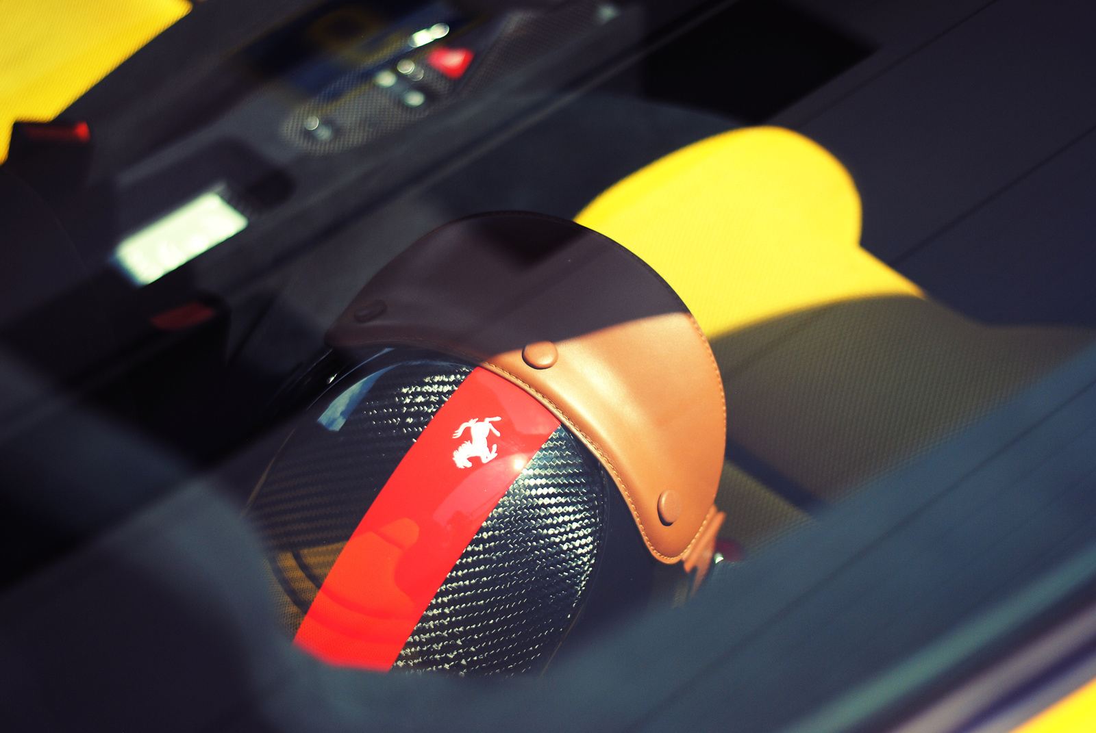 Sisak a Ferrari 458 Speciale-ban