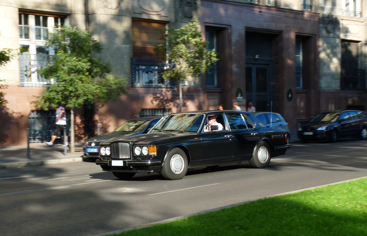 Bentley Turbo RT