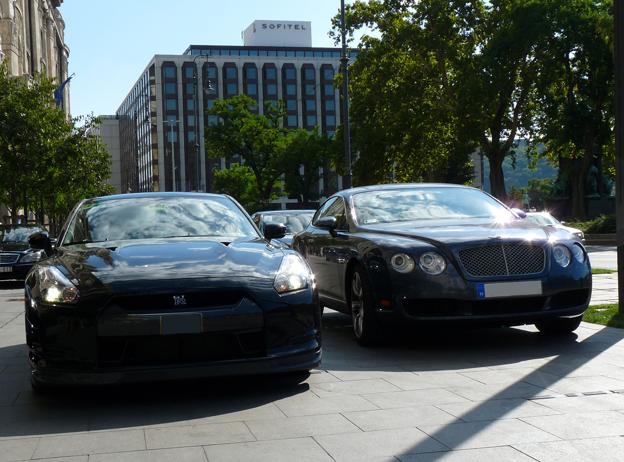 Nissan GT-R & Bentley Continental GT