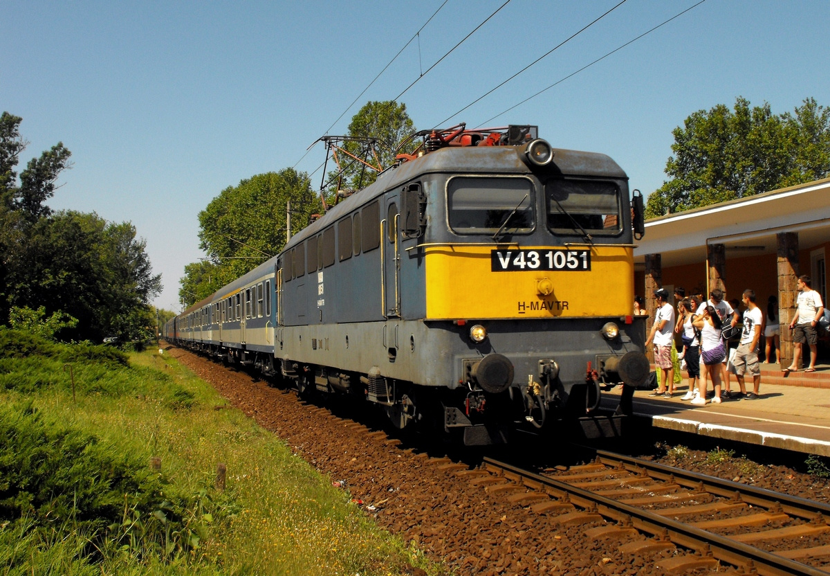 V43 1051 (Balatonlelle)