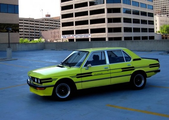 1976 BMW 520i Gray Market Sedan 1