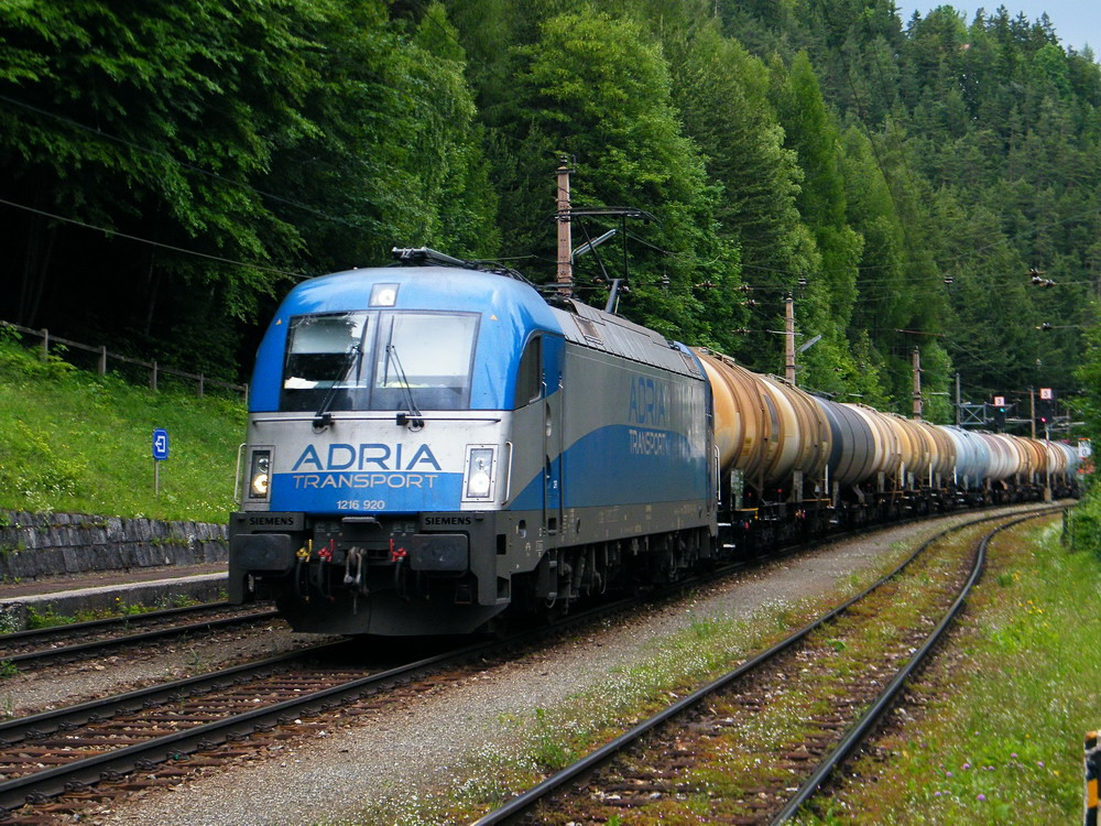 Adria Transport 1216 920, Semmering, 2011.06.13