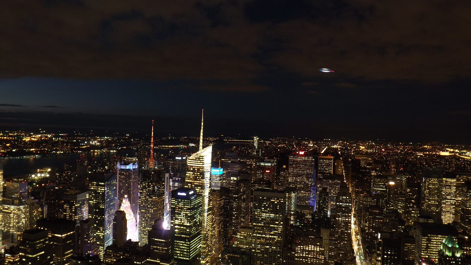 Kilátás az Empire State Buildingből XX.