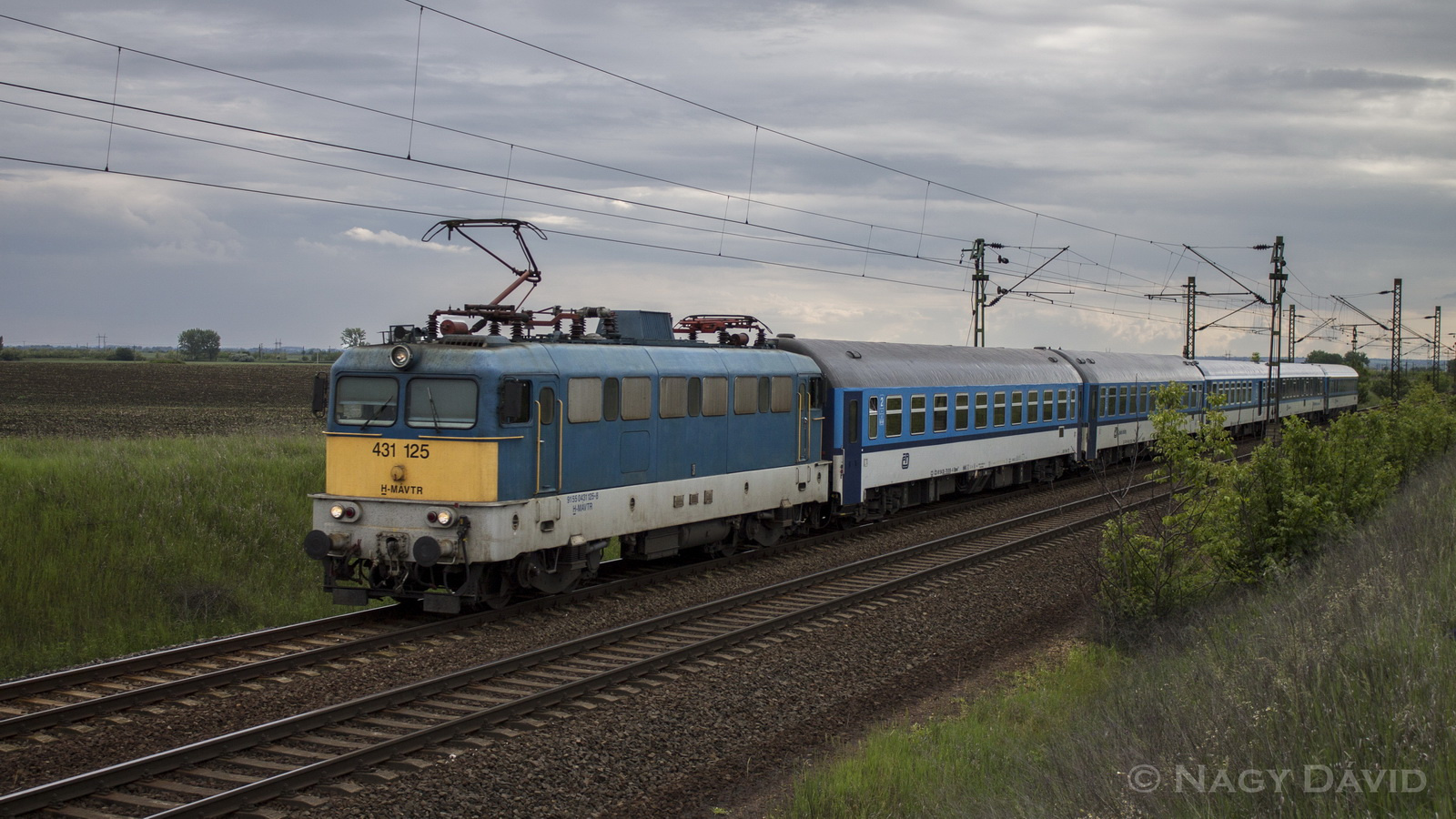 431 125, Hatvan, 2014.05.18.