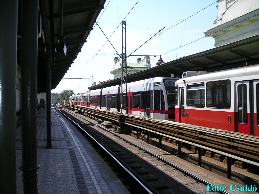 WIENER LINIEN 8