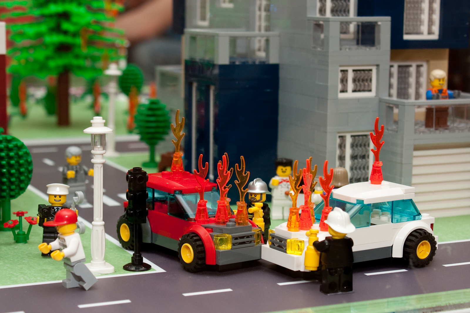 2010 03 20 LEGO tűzoltóautó építés 09