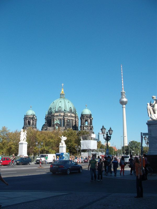 Berlin Unter den Linden 076