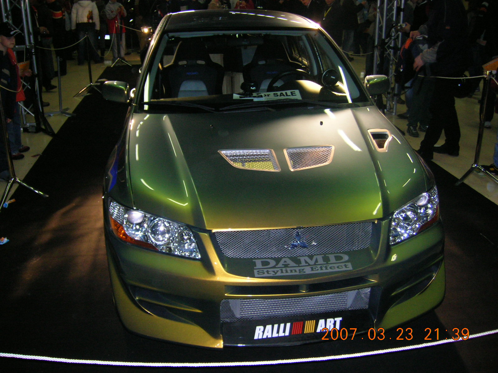 Mitsubishi Lancer EVOVIII-1