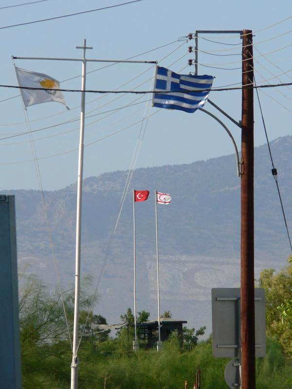 Zászlók a szélben-Ciprus/Nicosia 2007