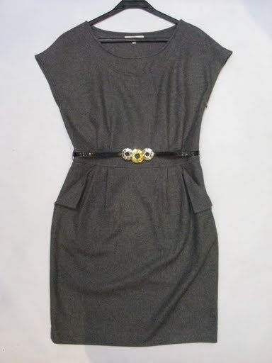 90721A-30 PRADA GREY WOOL DRESS SIZE 2 4 6 PRICE USD 42[1]